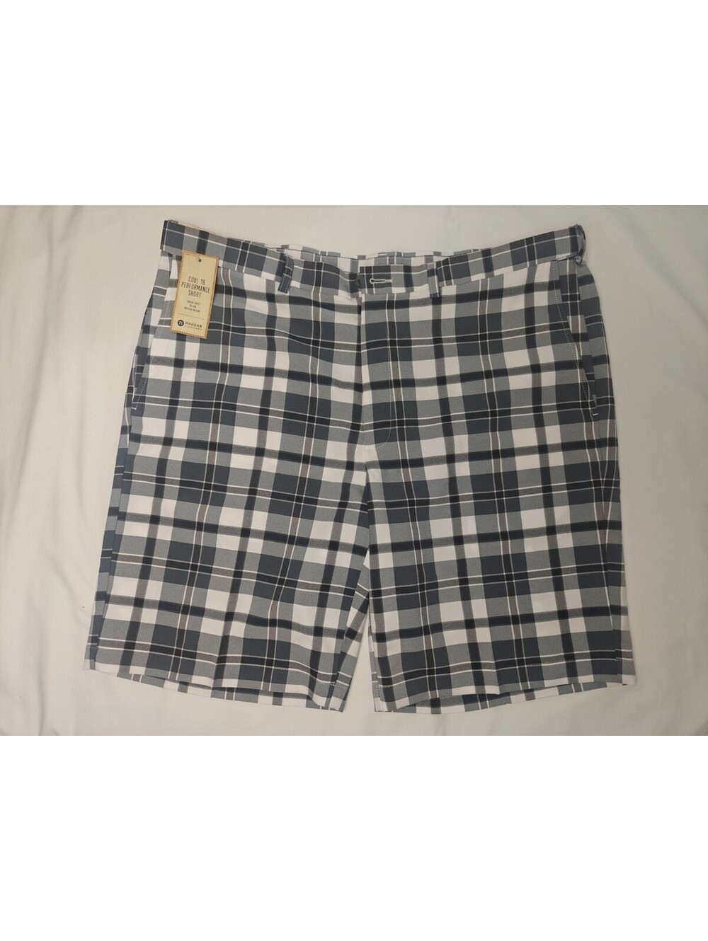 Haggar Chino Shorts Men's 40 Gray White Plaid Pockets Preppy Golf Casual NWT